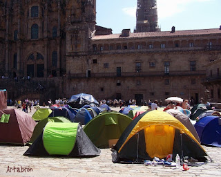 Acampada de los indignados en el Obradoiro