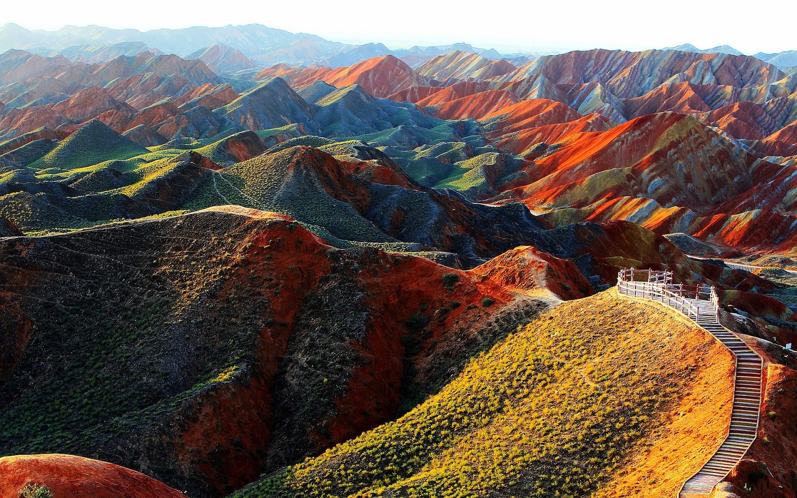 Let's travel the world! Zhangye Danxia National Geological Park, China!