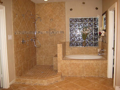 BAÑO GRANDE ESTILO TOSCANA - COCINAS Y BAÑOS: REPOSTEROS ENCIMERAS