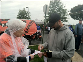 markakis nick event signing autographs noteworthy never