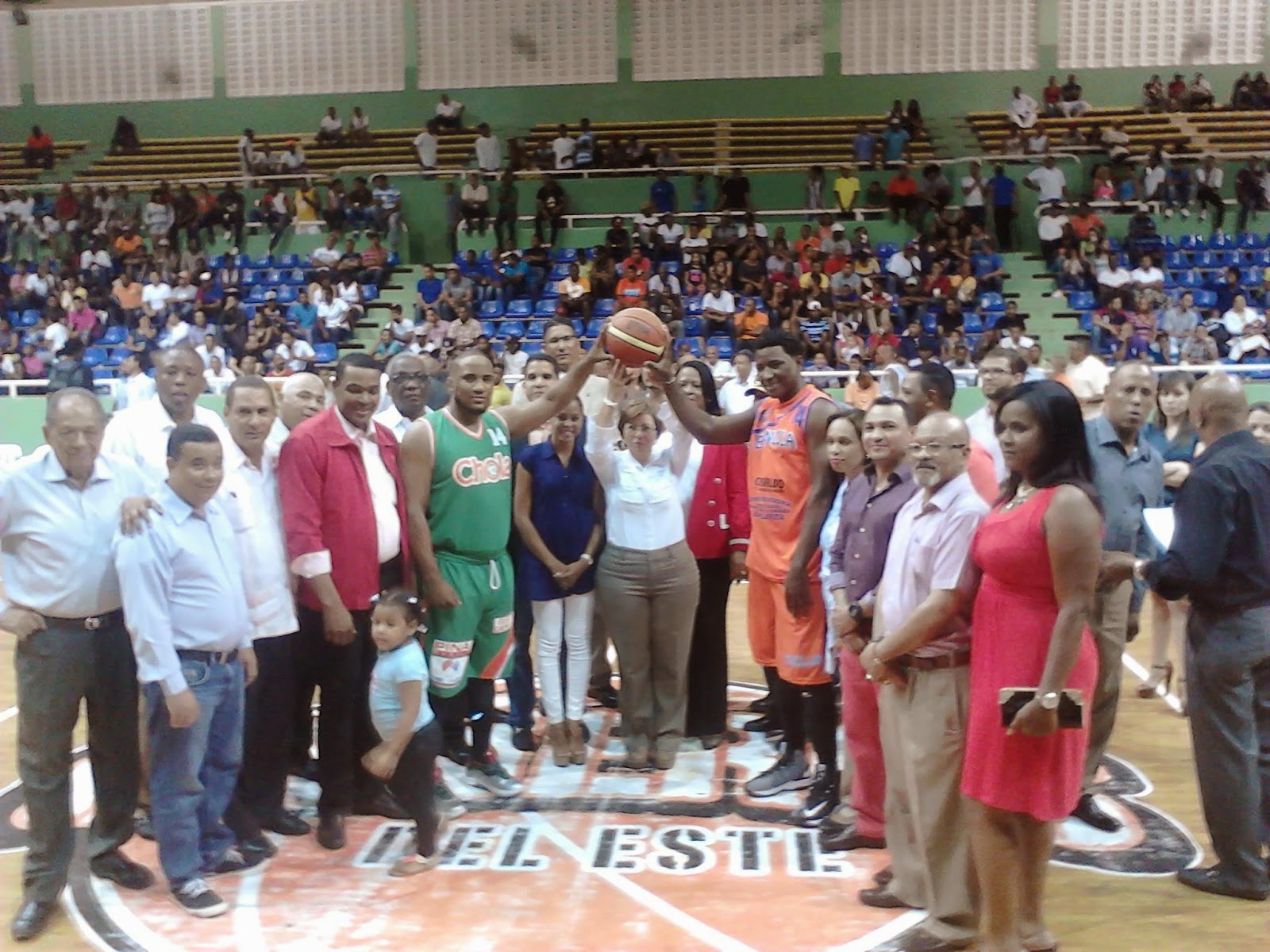 Juan Pablo Duarte gana en inicio Torneo Baloncesto Superior; realizan vistosa inauguración 