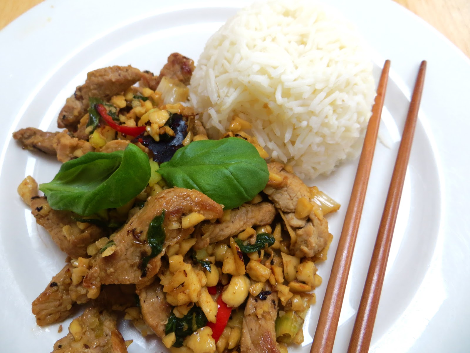 Nigel Slater's, Pork with cashew nuts, lime and mint