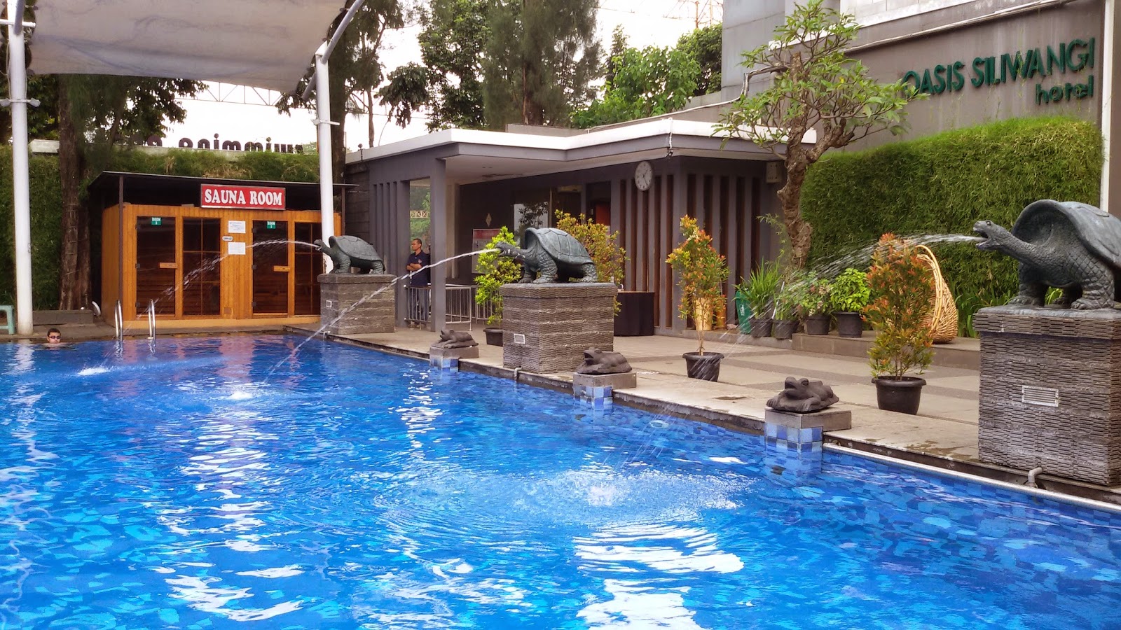 kolam renang Graha Tirta Siliwangi (Siliwangi Waterpark ...