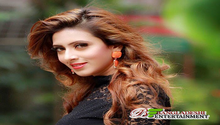 Bangladeshi Beautiful Girls in Modeling