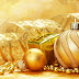 Esferas y regalos de navidad color dorado