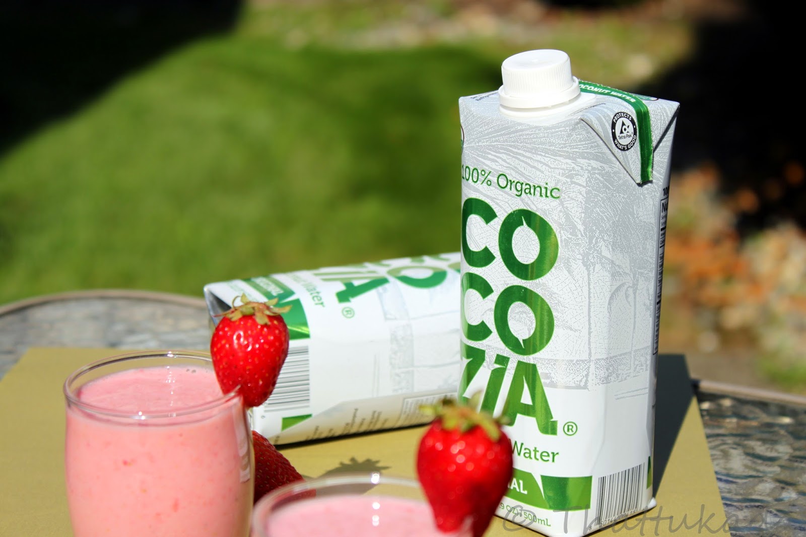 Strawberry Banana Coconut Water Smoothie Thattukada