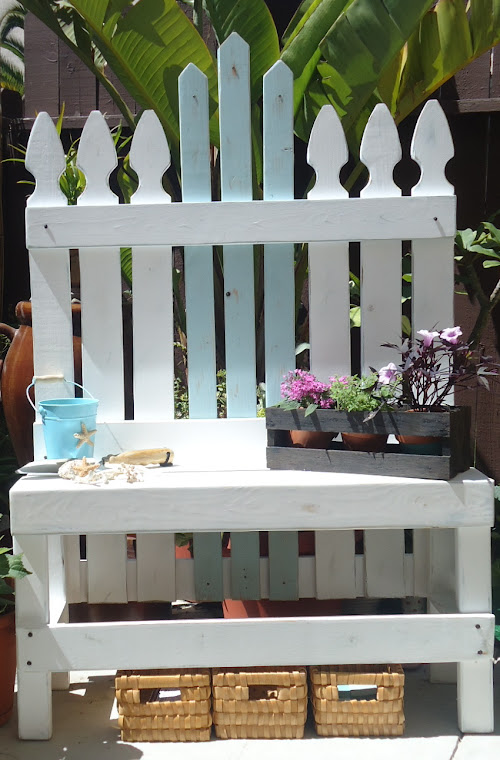 Picket Fence Bench