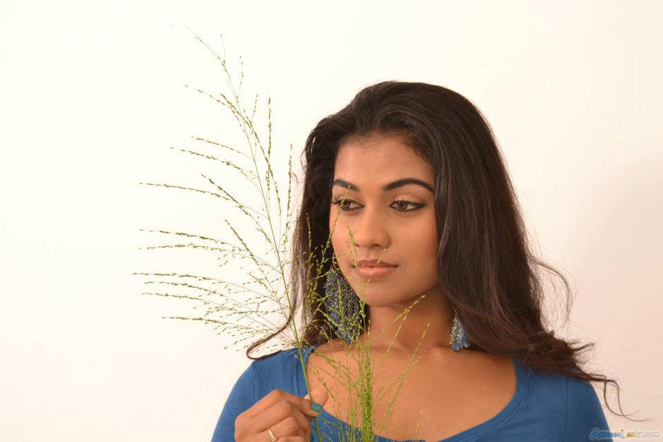 Sri Lankan Best Models: Sheryl Romen Decker