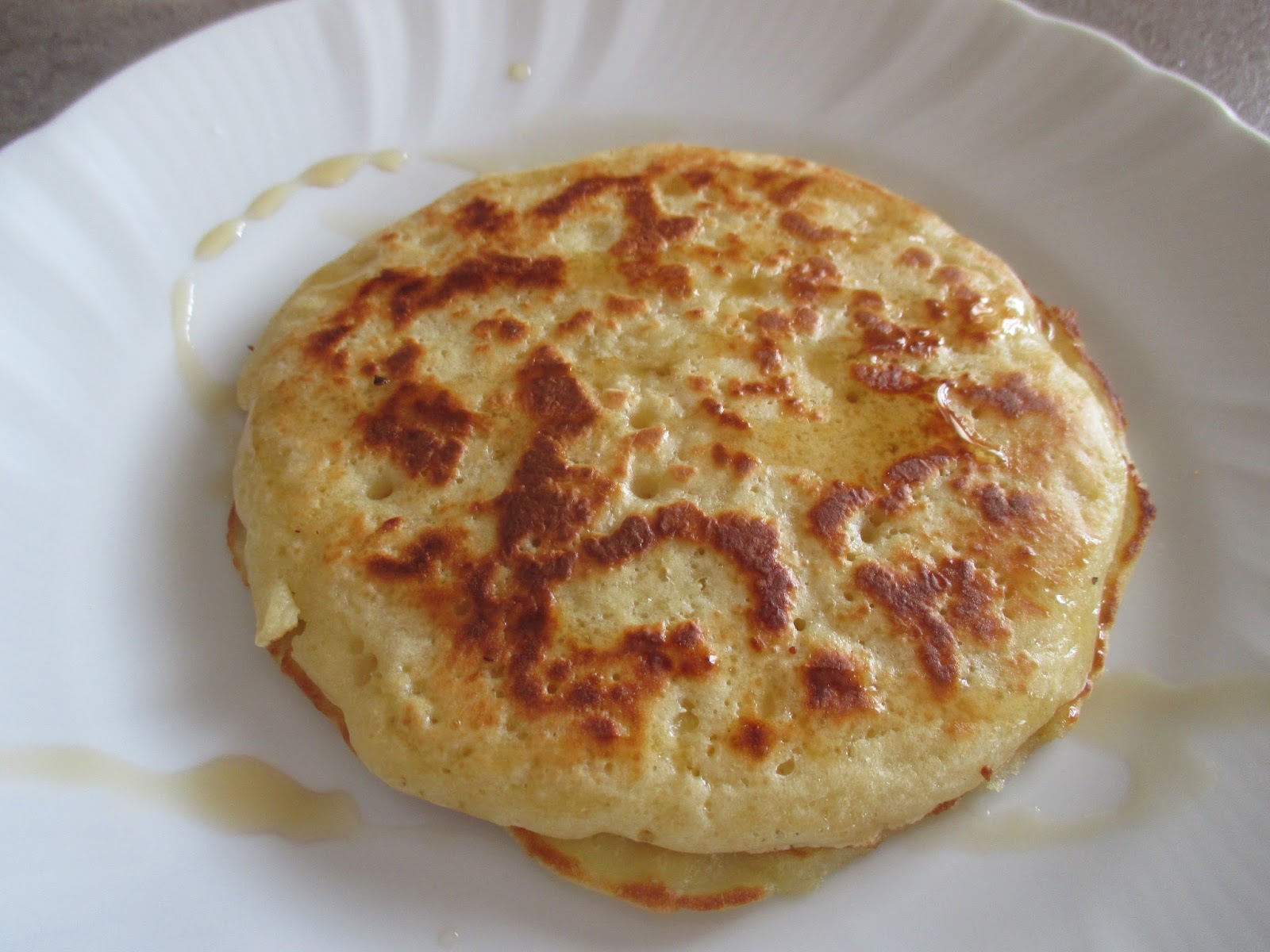 SWEET FRITTATAS (PANCAKES SIMIL) WITH MAPLE SYRUP (RECETTE AUSSI EN