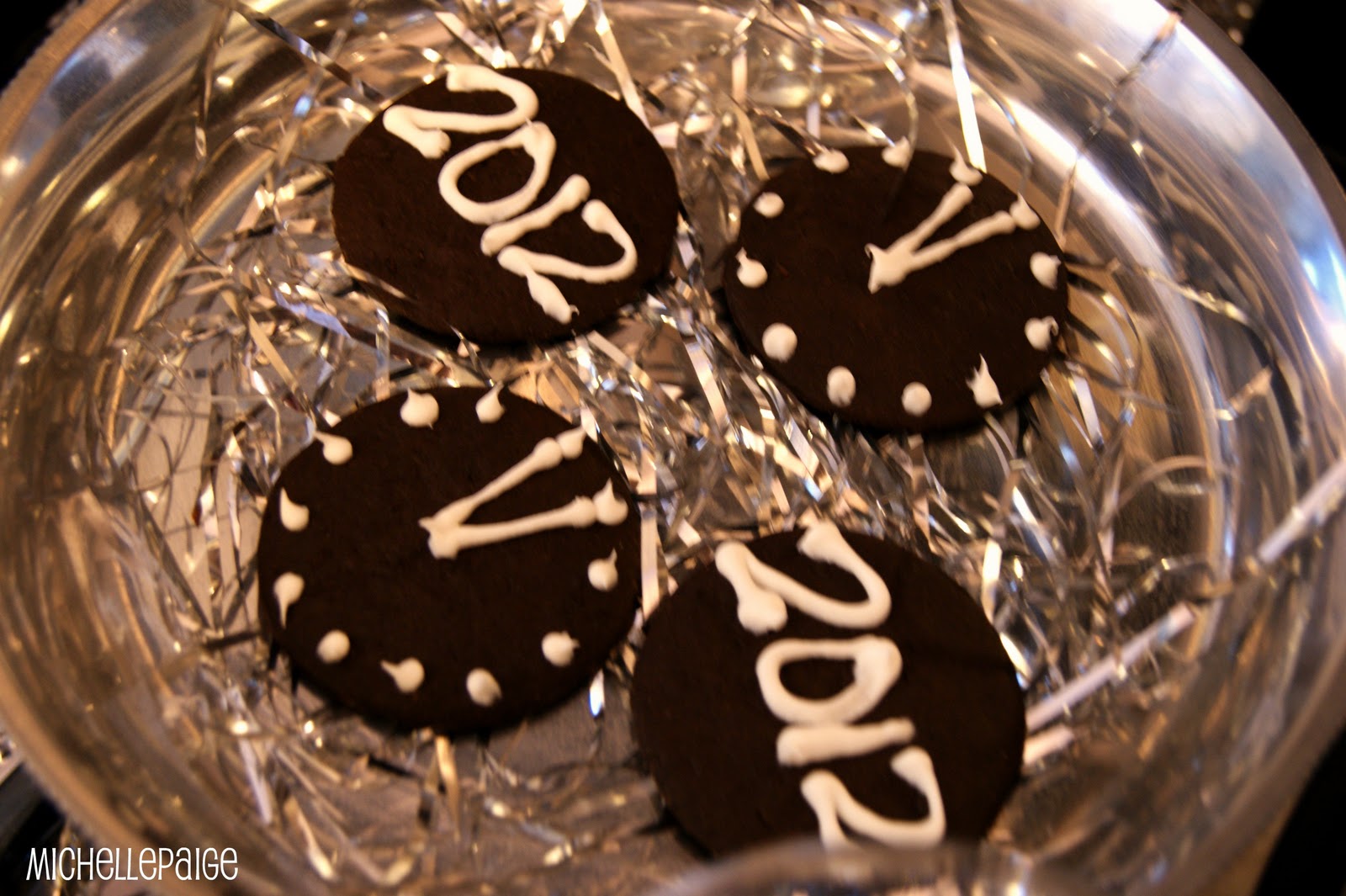 Cakes cake bike bicycle themed cycling mountain cakesdecor birthday buttercream designs camping chocolate retirement photogallery matter answer question visit elena michelle paige blogs: New Year's Eve Decor