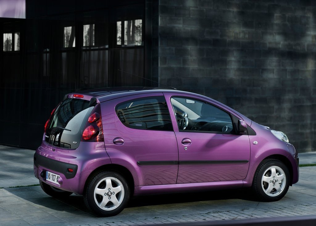 Peugeot 107 (2013) Car Barn Sport