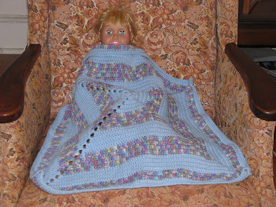 Free crochet pattern - Doll blanket - Craft instructions, craft