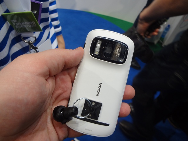 nokia 808 pureview specs features pricing promo sale and price in the philippines