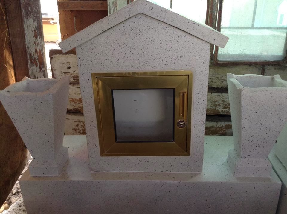 Vendemos lapidas en granito, monumentos, tumbas funebres, piedras