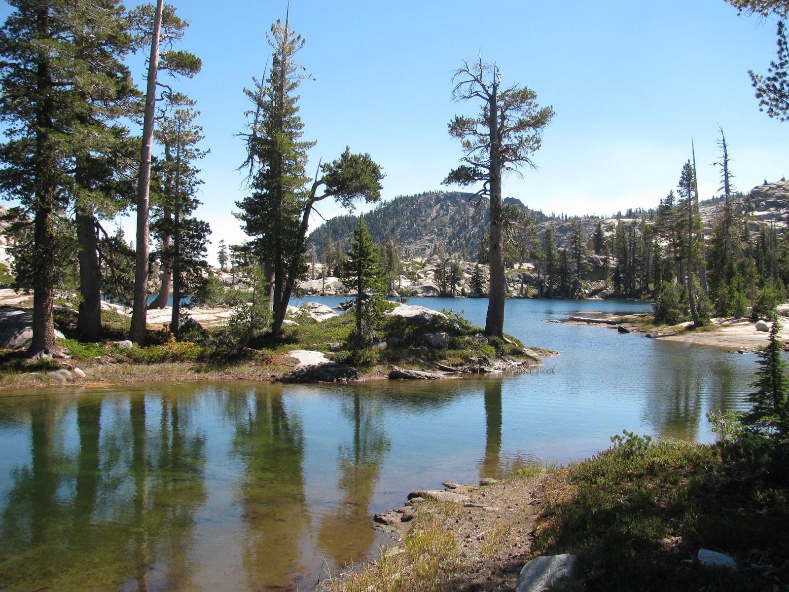 Weekend Wanderluster Paradise Lake (Nevada County, California)