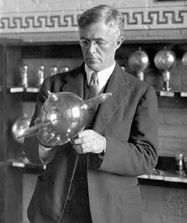 Biography Irving Langmuir - Inventor incandescent Wire