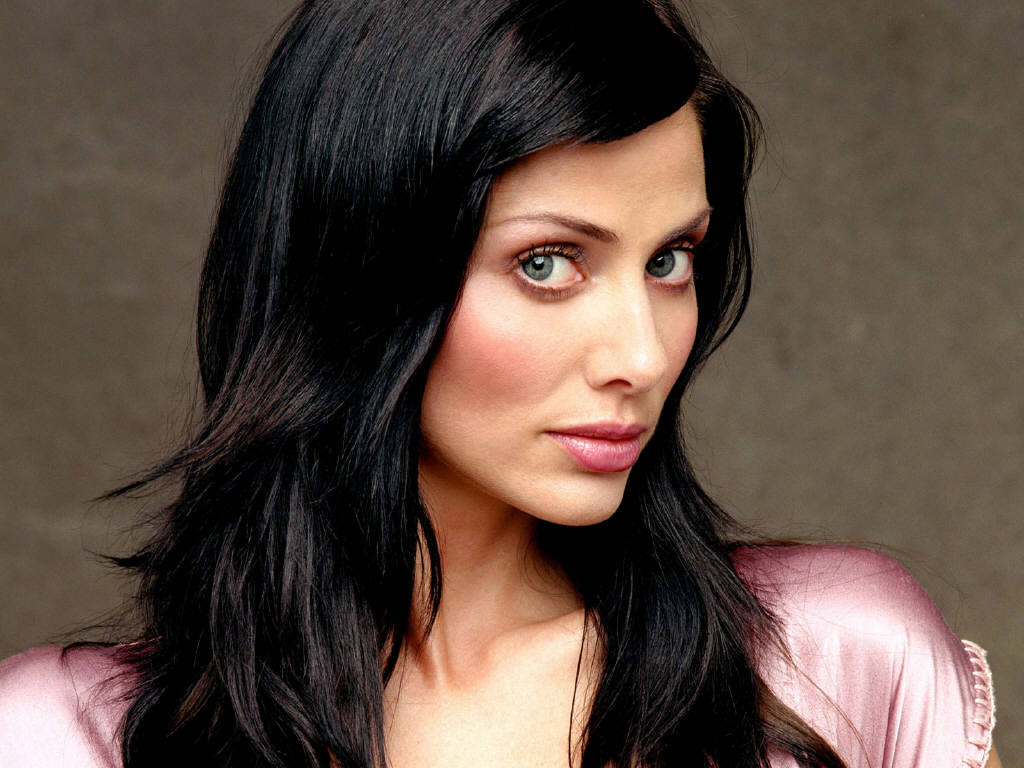 http://4.bp.blogspot.com/-n8y9v1aRgJE/UDjwQISyepI/AAAAAAAAA8s/ubFrX--qFs0/s1600/natalie_imbruglia_95-1024.jpg