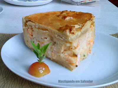 Troppo Spazio Gourmet: Torta de Camarão Troppo Spazio Gourmet: Torta de Camarão