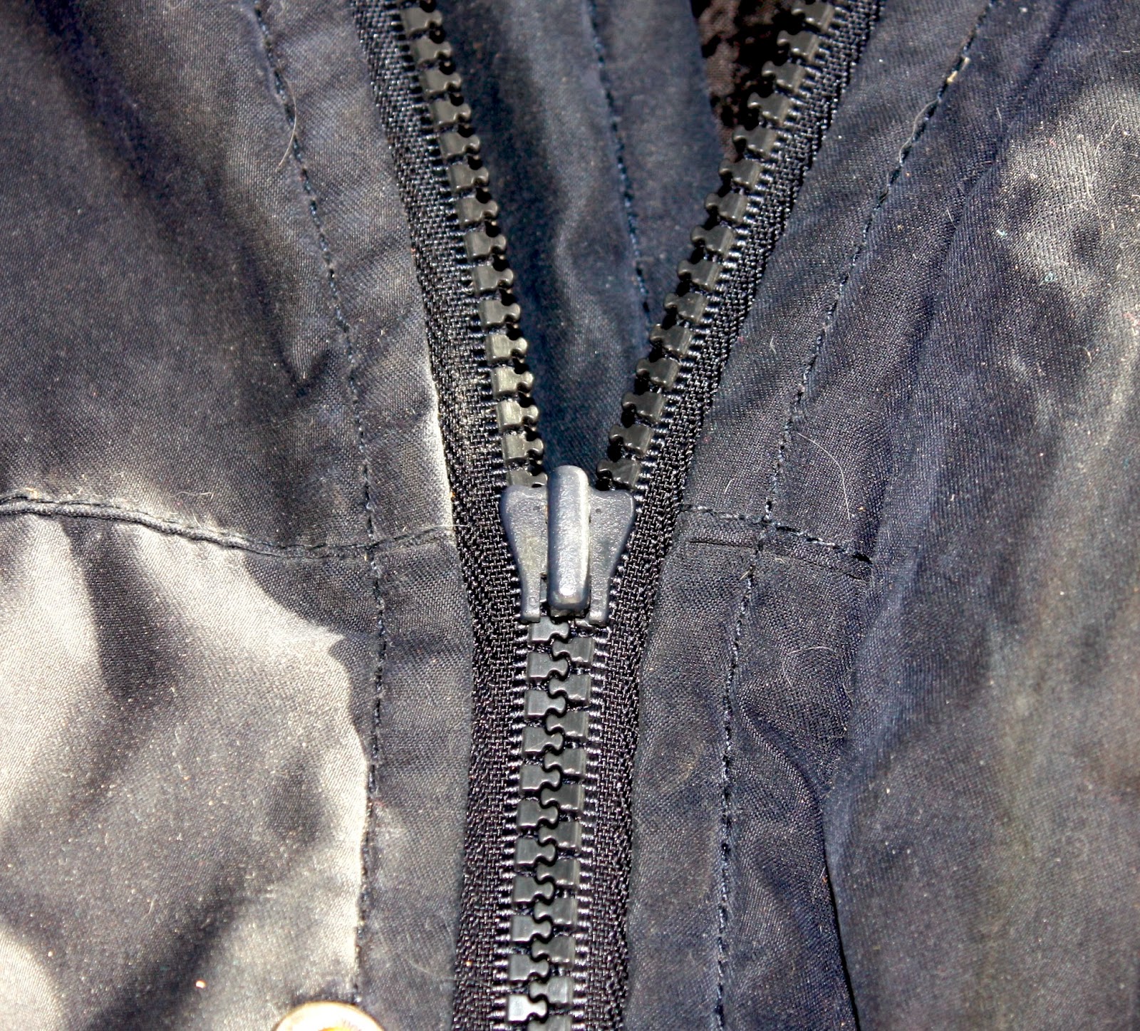 Artsybuildinglady Quick Fix For A Broken Zipper Slider