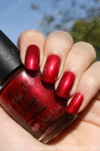 Nail Polish Reviews Opi I M Not A Waitress I Love Nail Polish A And Beauty Blog M Not Really Waitress Vs An Affair In Red Square Opi