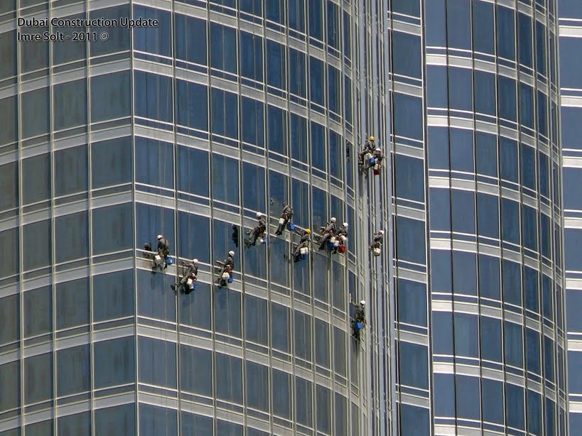 Burj Khalifa aka Burj Dubai photos by Imre Solt Burj Khalifa windows cleaning photos, Downtown