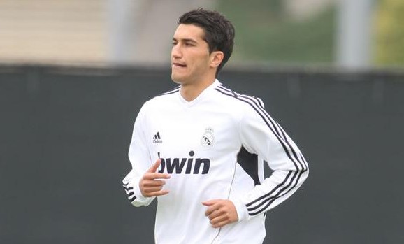 http://4.bp.blogspot.com/-nB0GYpOWqRI/Tx6AZqNa7gI/AAAAAAAAQ_0/jLTKYSuV5EQ/s1600/Sahin_Real_Madrid.jpg