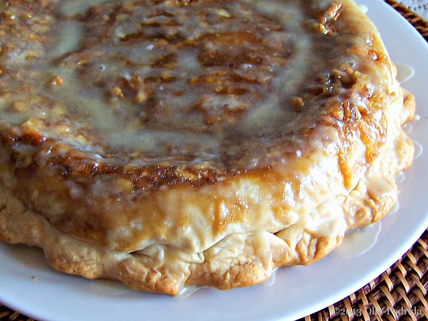 OllaPodrida Caramel Apple Upside Down Pie