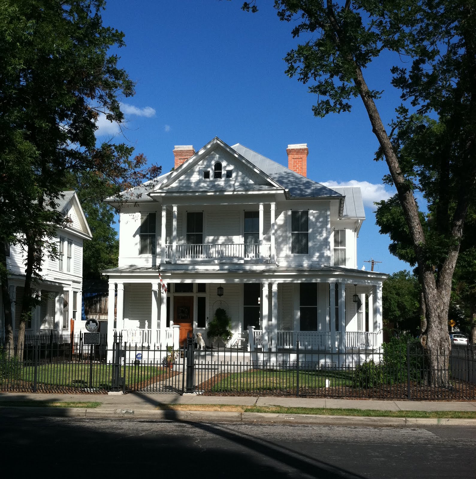 The Modern Sophisticate King Williams District, San Antonio