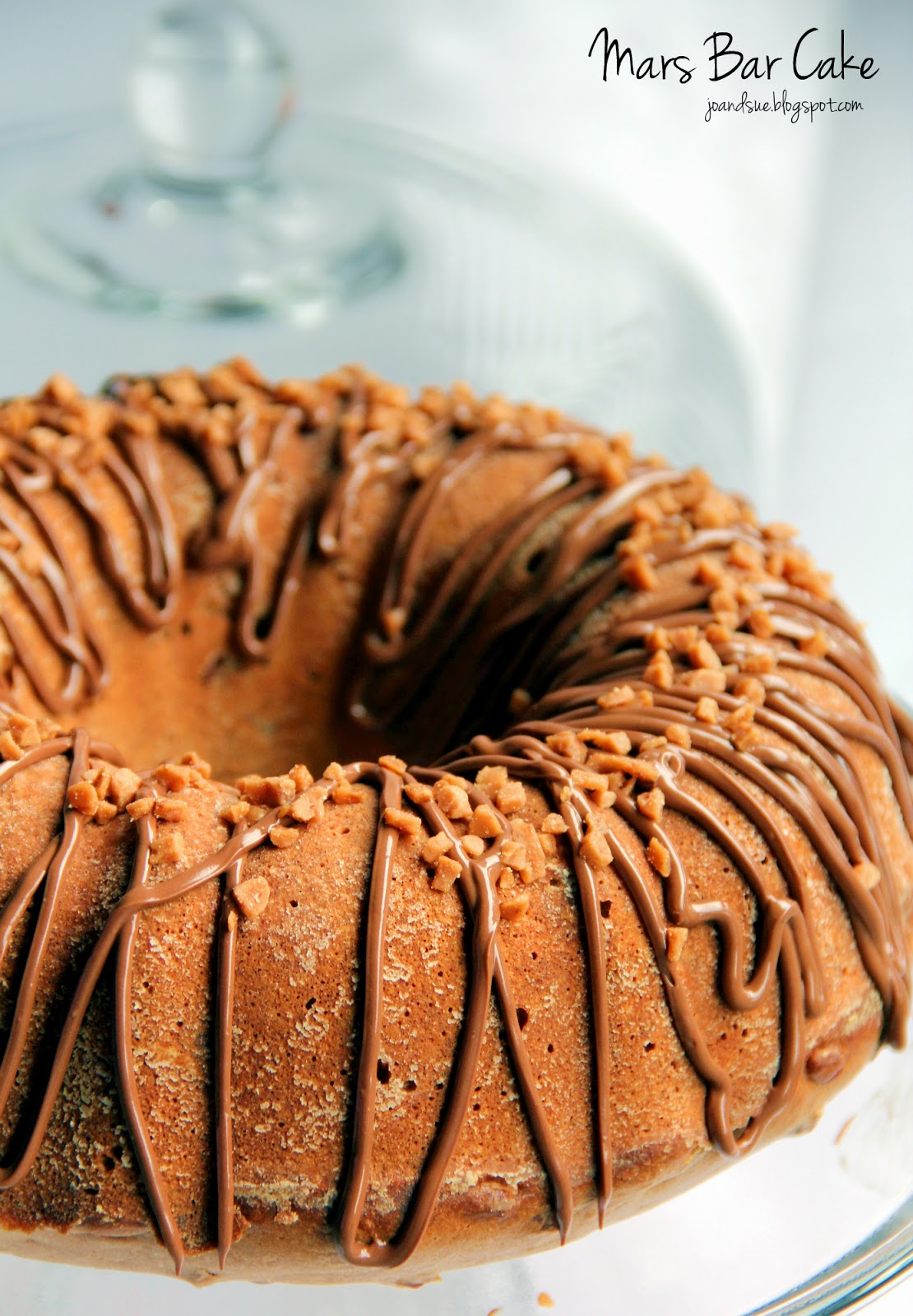 Jo and Sue Mars Bar Cake