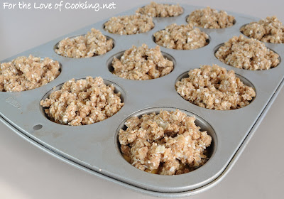 Pumpkin Muffins with Oatmeal Streusel Topping 