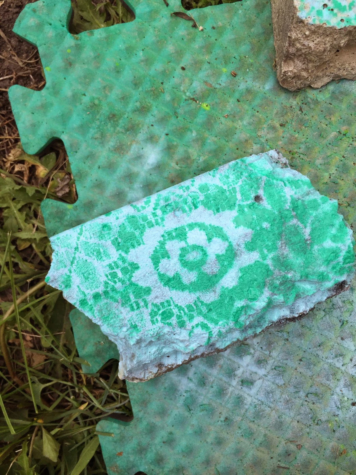 DIY Sunday Spray Painted Pavers The Dabbling Crafter