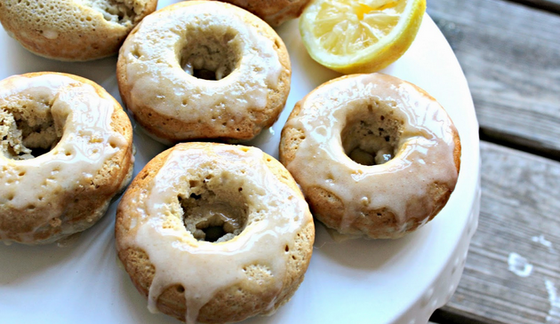 http://www.cupcakesandsunshine.com/2014/03/baked-lemonade-donuts-with-sweet-and.html