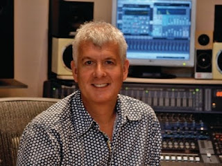 Penerbit muzik cipta bunyi enjin Penerbit muzik cipta bunyi enjin