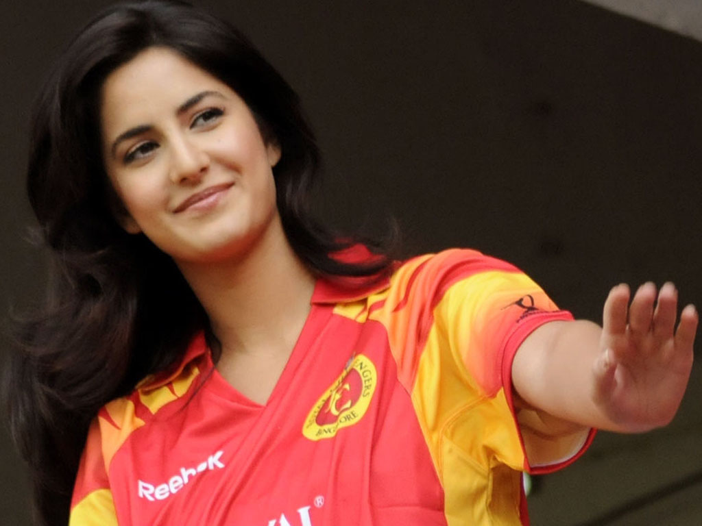Pixwallpaper - Wallpaper directory : Most beautiful actress Katrina Kaif