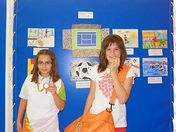 PRIMER PREMIO "CONCURSO DE DIBUJO-DEPORTE ESCOLAR": CARMEN PÉREZ Y RAQUEL CANO (16-6-2011).