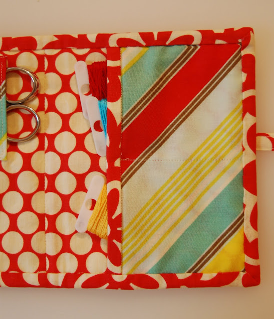 travel sewing kit tutorial lots of pink here!