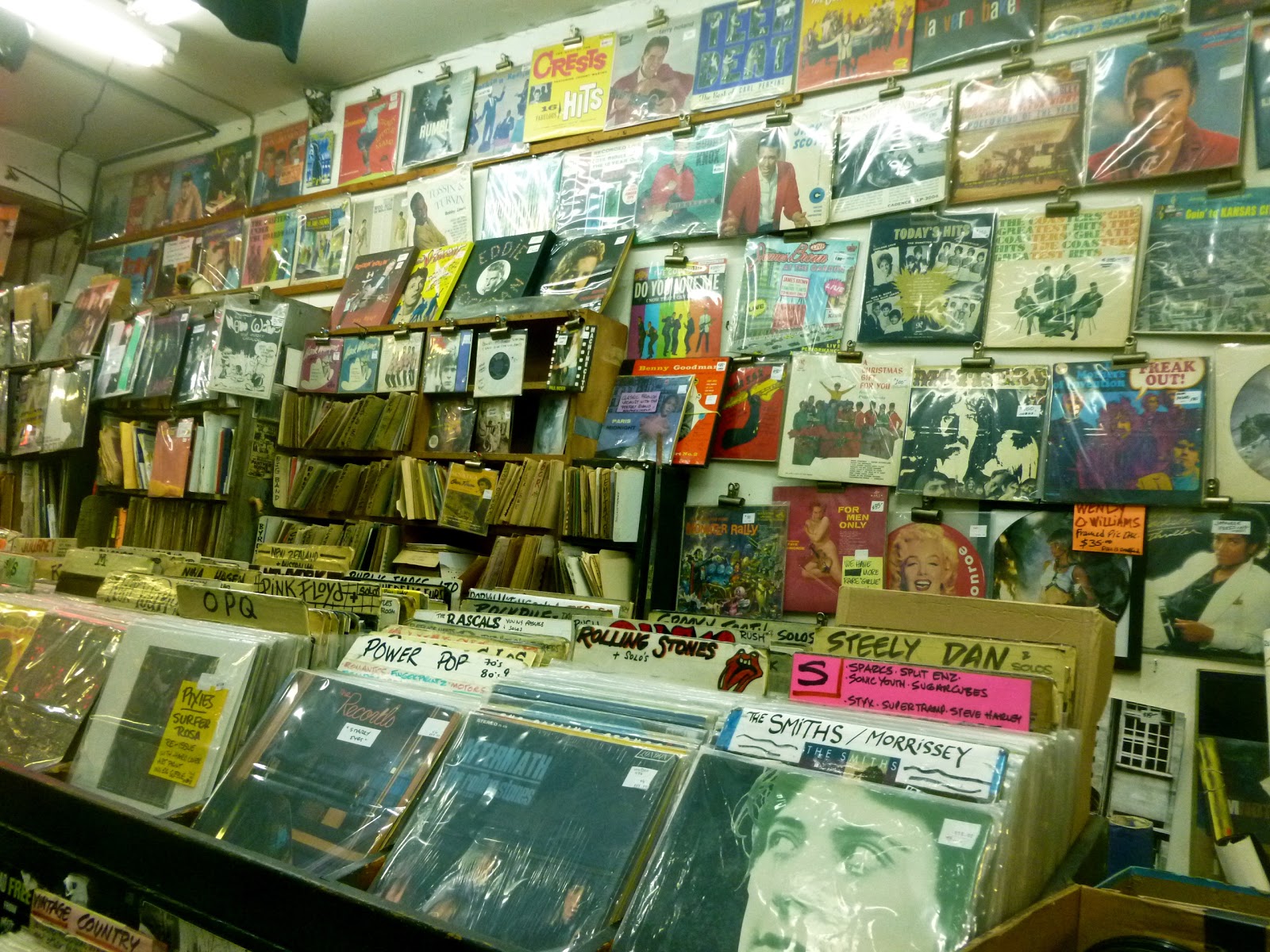 theKONGBLOG™ Bleecker Bob's, New York's Iconic Record Store, Closes