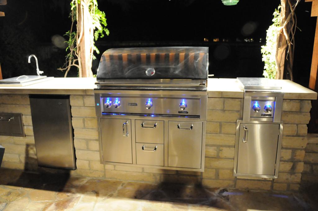 Outdoor Grill Zine Lynx Grills and Their Great Features