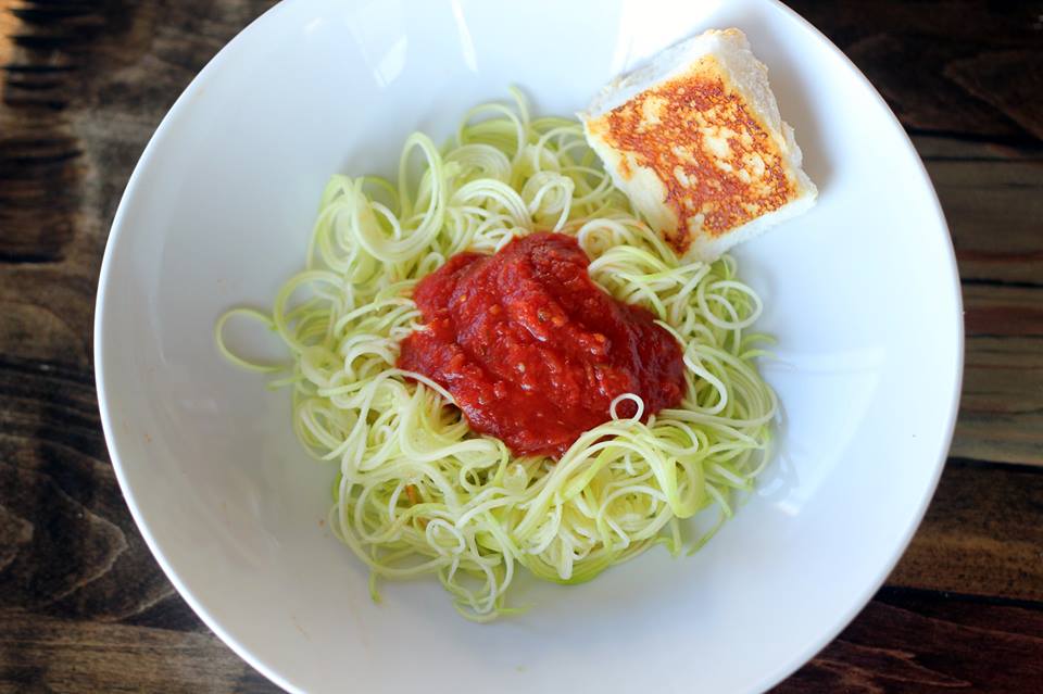 SPLENDID LOWCARBING BY JENNIFER ELOFF Protein Garlic Bread