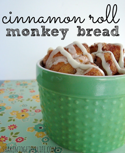 Cinnamon Roll Monkey Bread