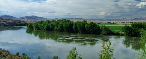 Photos Snake River looking at Ironside Mtn. near WEISER, IDAHO, by author copyright Neale J