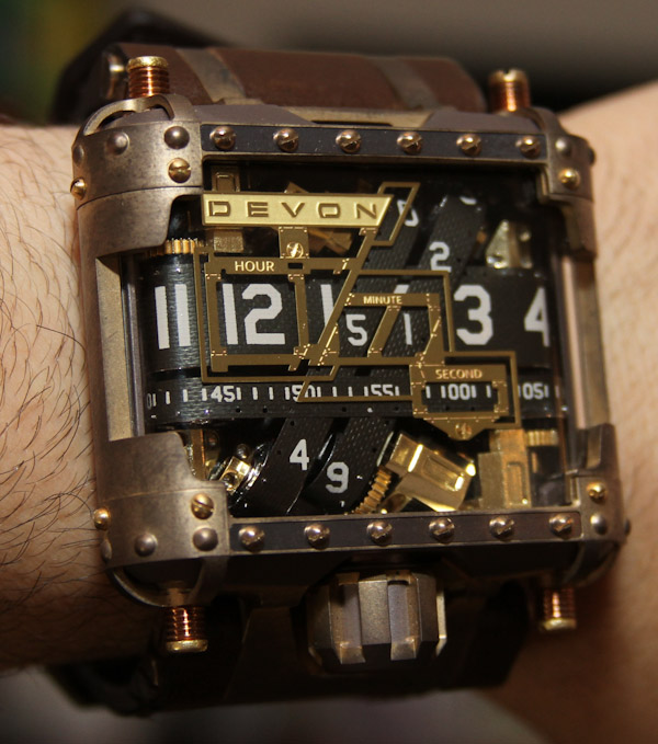 steampunk_watch_02.jpg