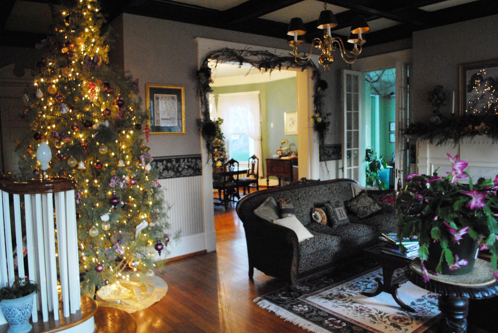 Best Christmas Cities The Robin’s Nest Bed and Breakfast