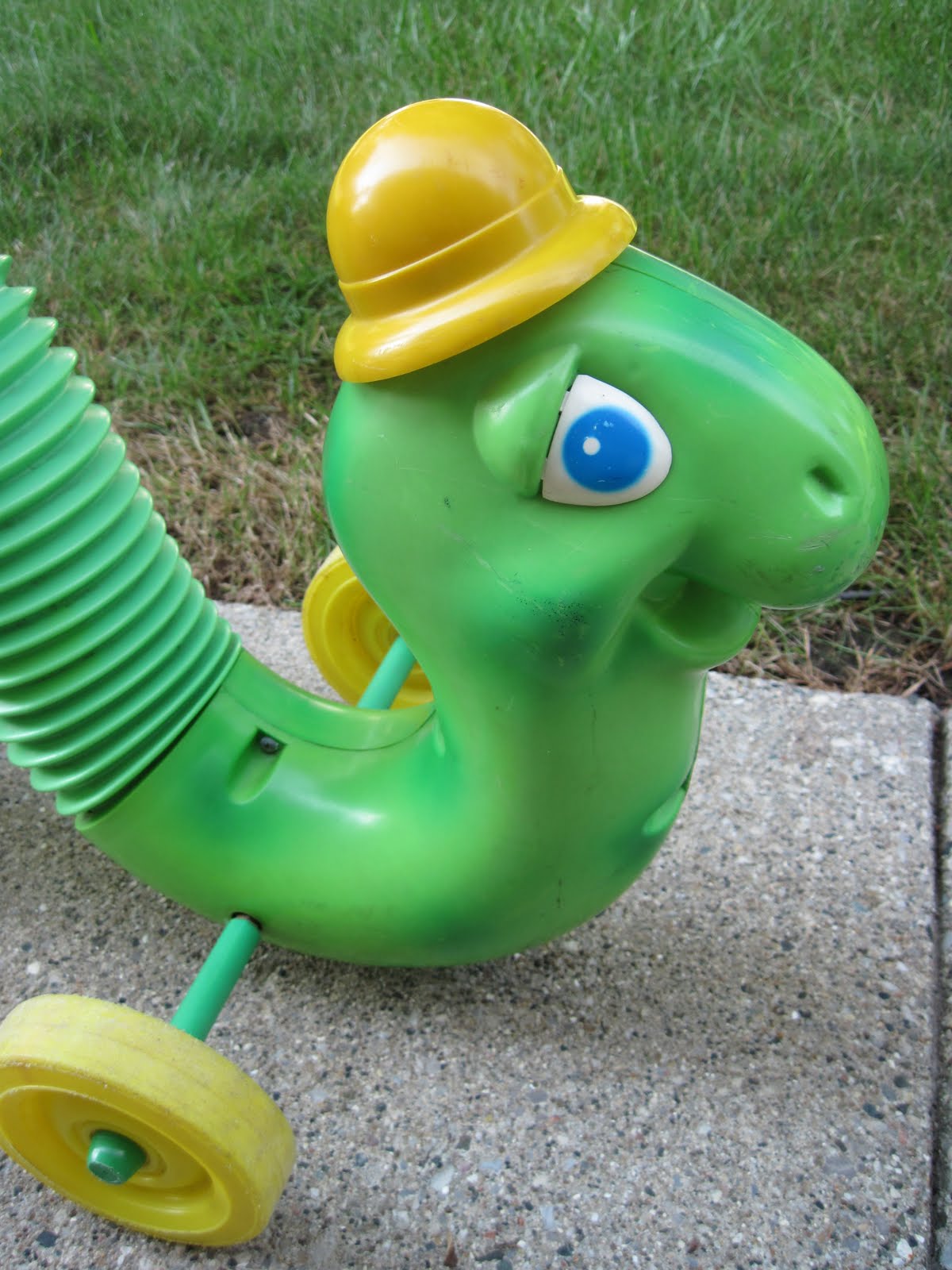 worm riding toy