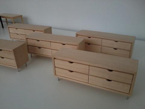 Madera en miniatura / wooden miniatures: unas cómodas modernas Comodas de diseño