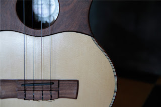 Venezuelan Cuatro Luiggi Luthier top