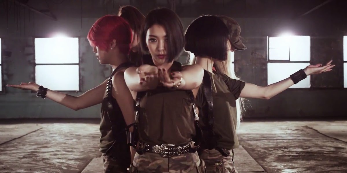 f(x) comes back with brand new album, Red Light f(x) - Red Light