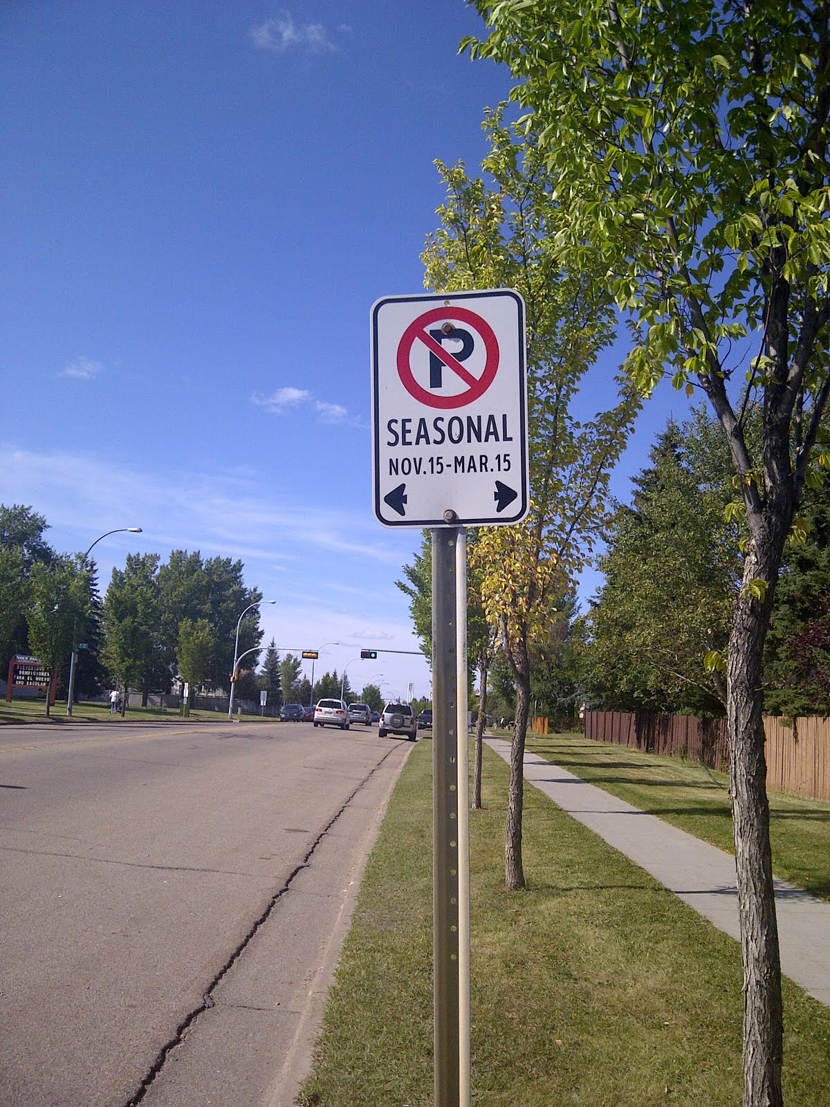 Alberta Ardvark City of Edmonton puts up seasonal parking ban signs