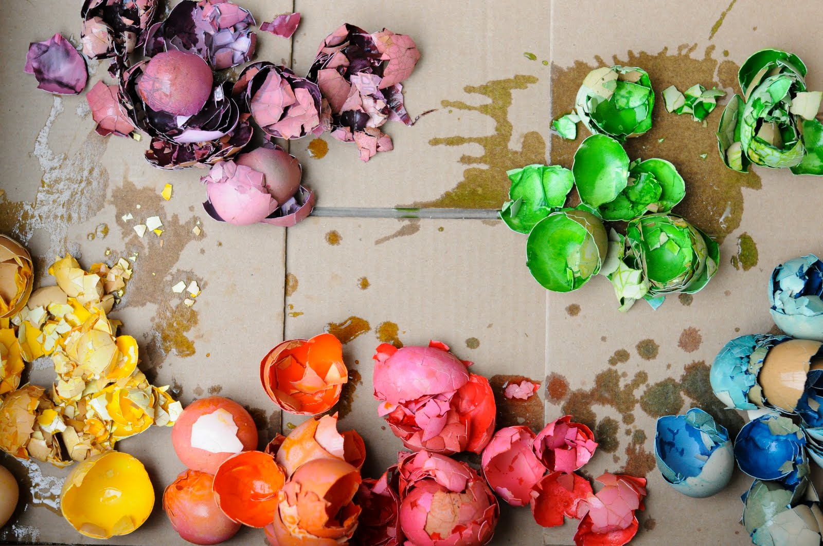 Friday Craft Eggshell Mosaic