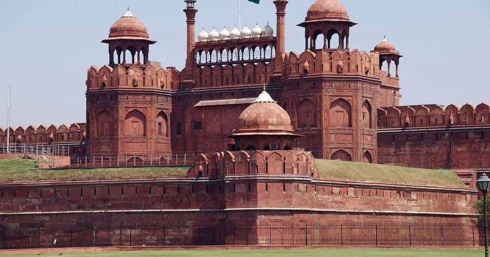 Places to Visit In Delhi - TRAVEL TOUR BEAUTIFUL PLACES ON EARTH
